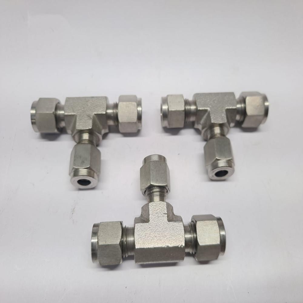 Ss-304 Iron Tee - Application: Industrial