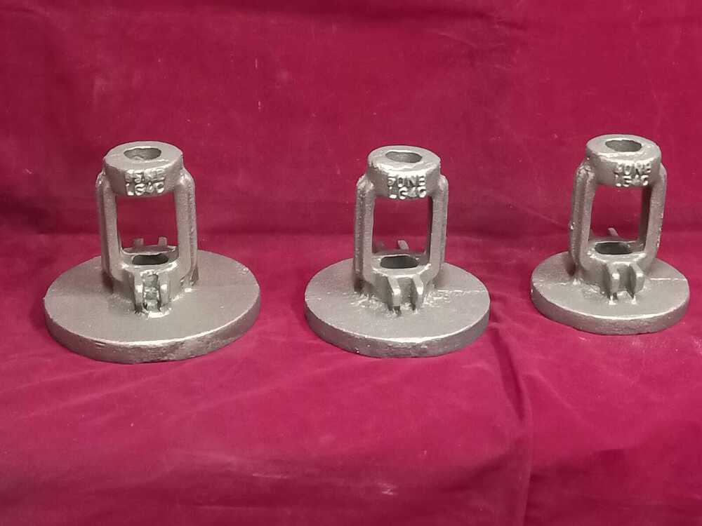 Valve Bonnets - Color: Silver