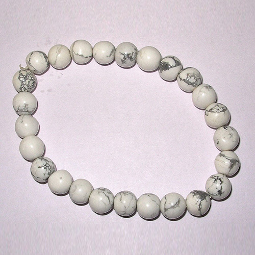 White Howlite Round Beads Bracelets In Elastic