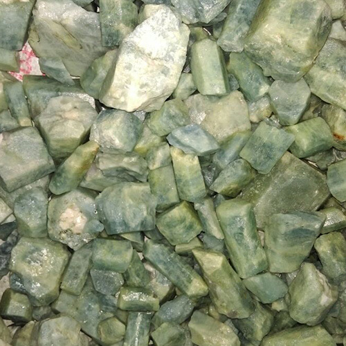 Beryl Natural Rough Stones
