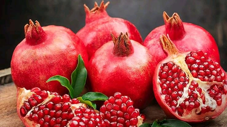 Fresh Pomegranates - Cultivation Type: Organic