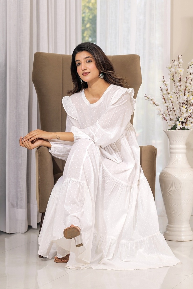 Ladies White Cotton Abaya