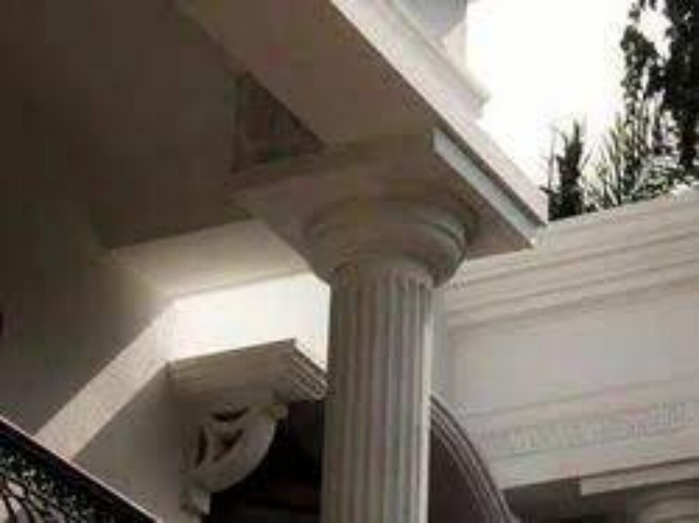 285 Sqft Grc Column - Grc Material, Various Sizes Available | Polished Surface Treatment, High Durability For Industrial Use