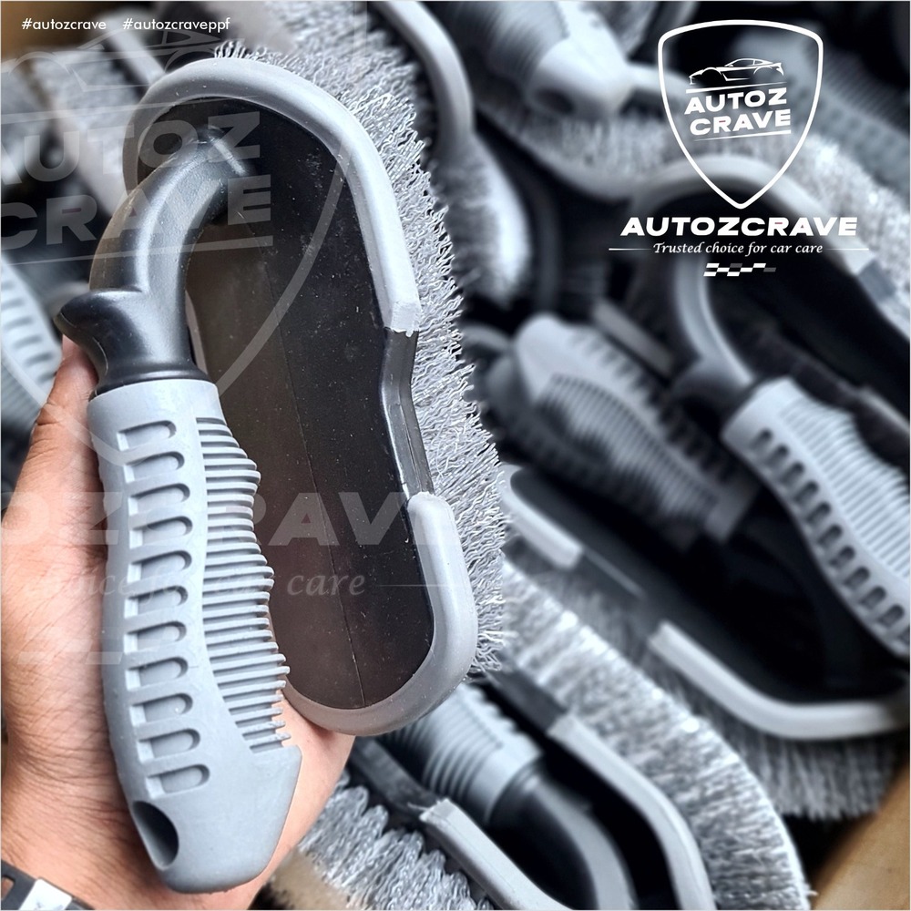 BEST UPHOLSTERY CLEANING BRUSH FOR CAR DETAILING