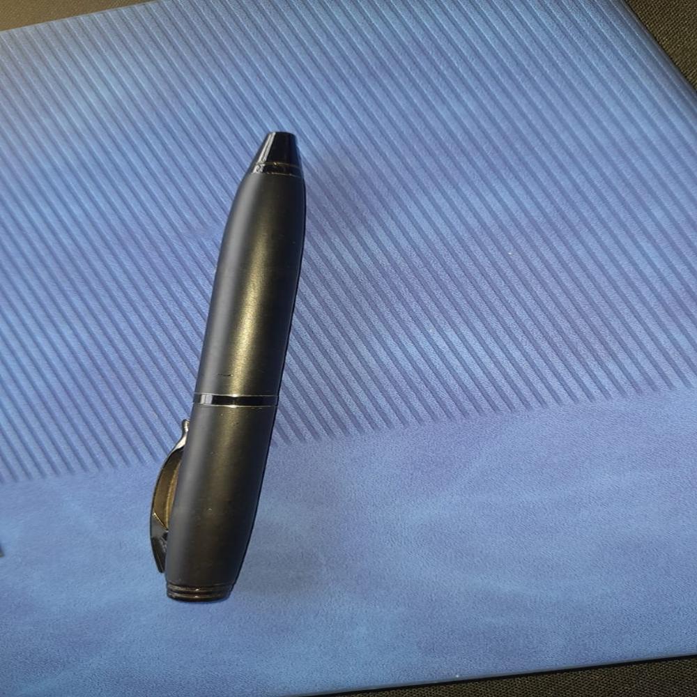 Jalebi Black Roller Pen - Body Material: Metal