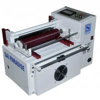 SL-200 Sleeve Cutting Machine