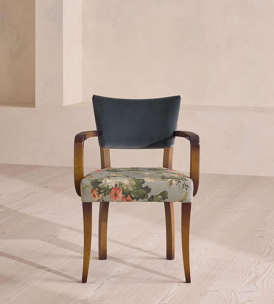 Molina Dining Arm Chair - Design: Classic