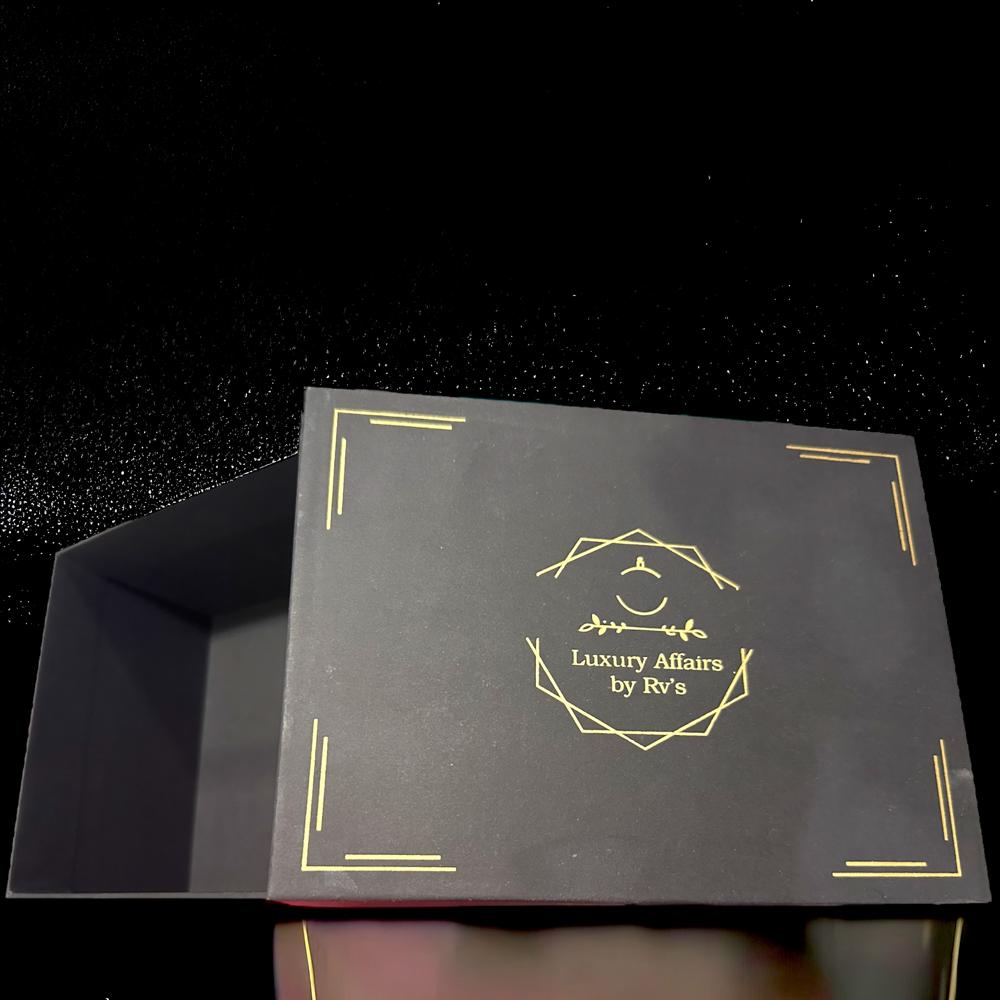 Top Bottom Gold Foil Box