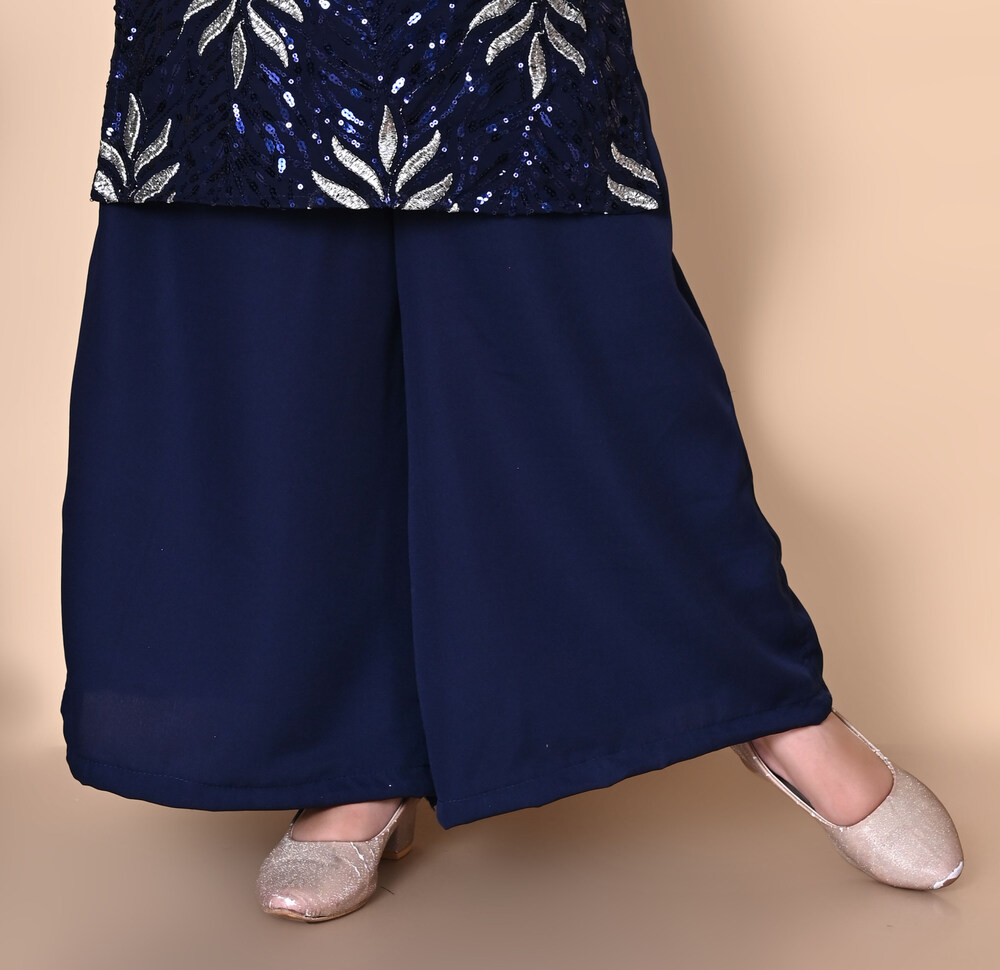 Girls Self Designed Premium Blue Cotton Kurta Set