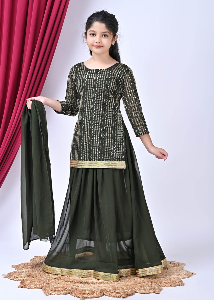 Girls Self Designed Premium Georgette Green Ethnic Clothing Set