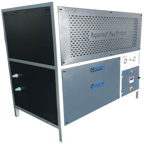 4 Tr Air Cooled Scroll Chiller - Color: Multi