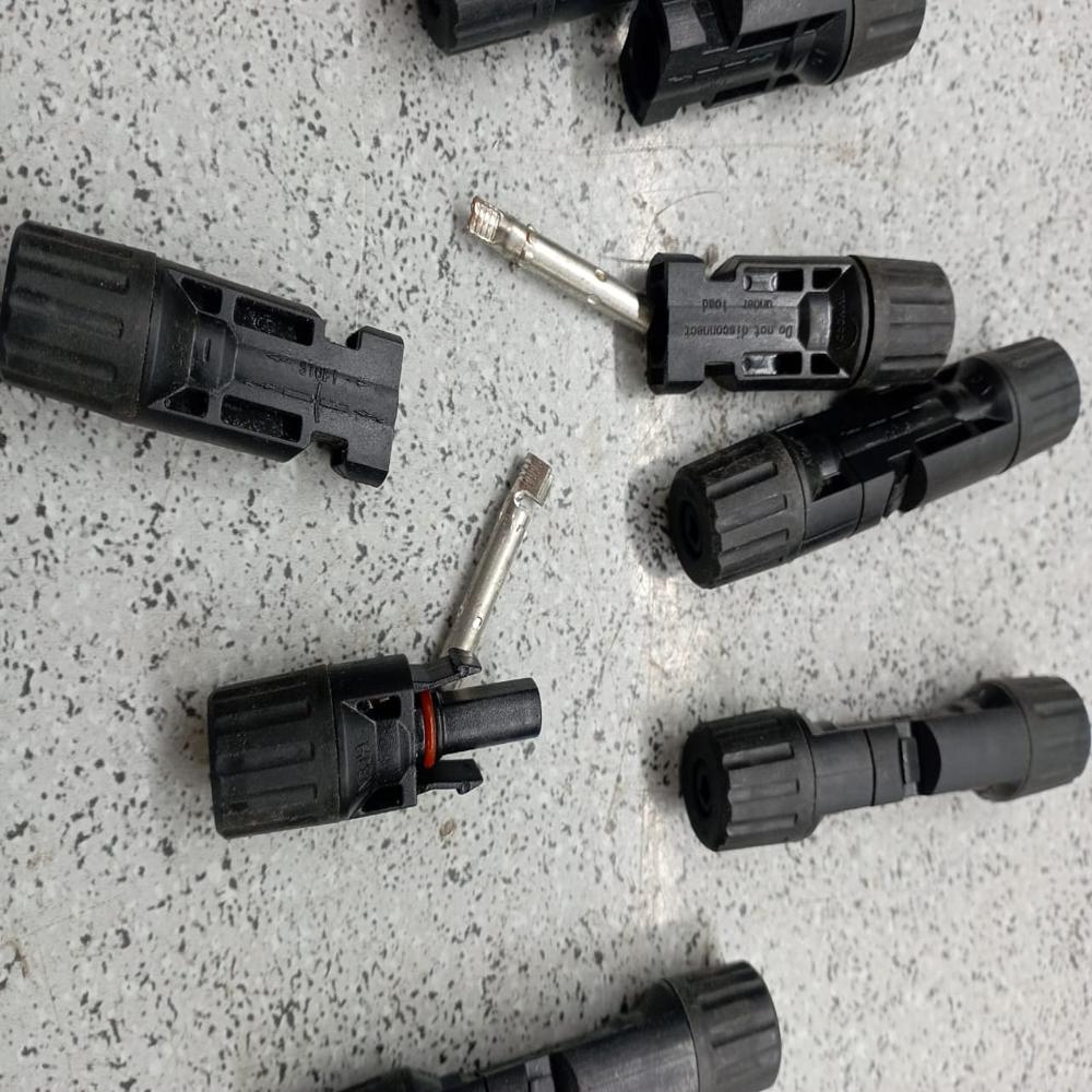 Mc4 Connector - Current Range: 1500 Volt (V)