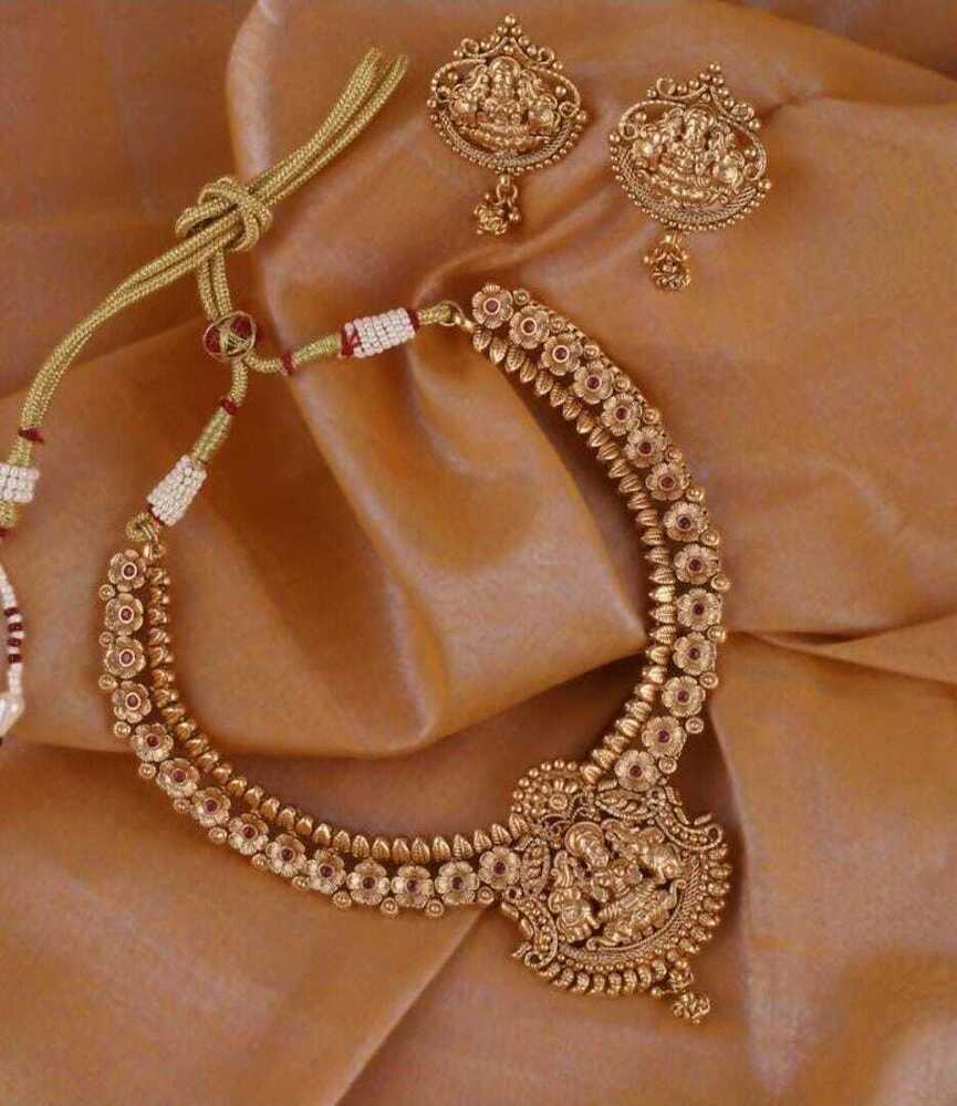 Gold Necklaces - Color: Golden