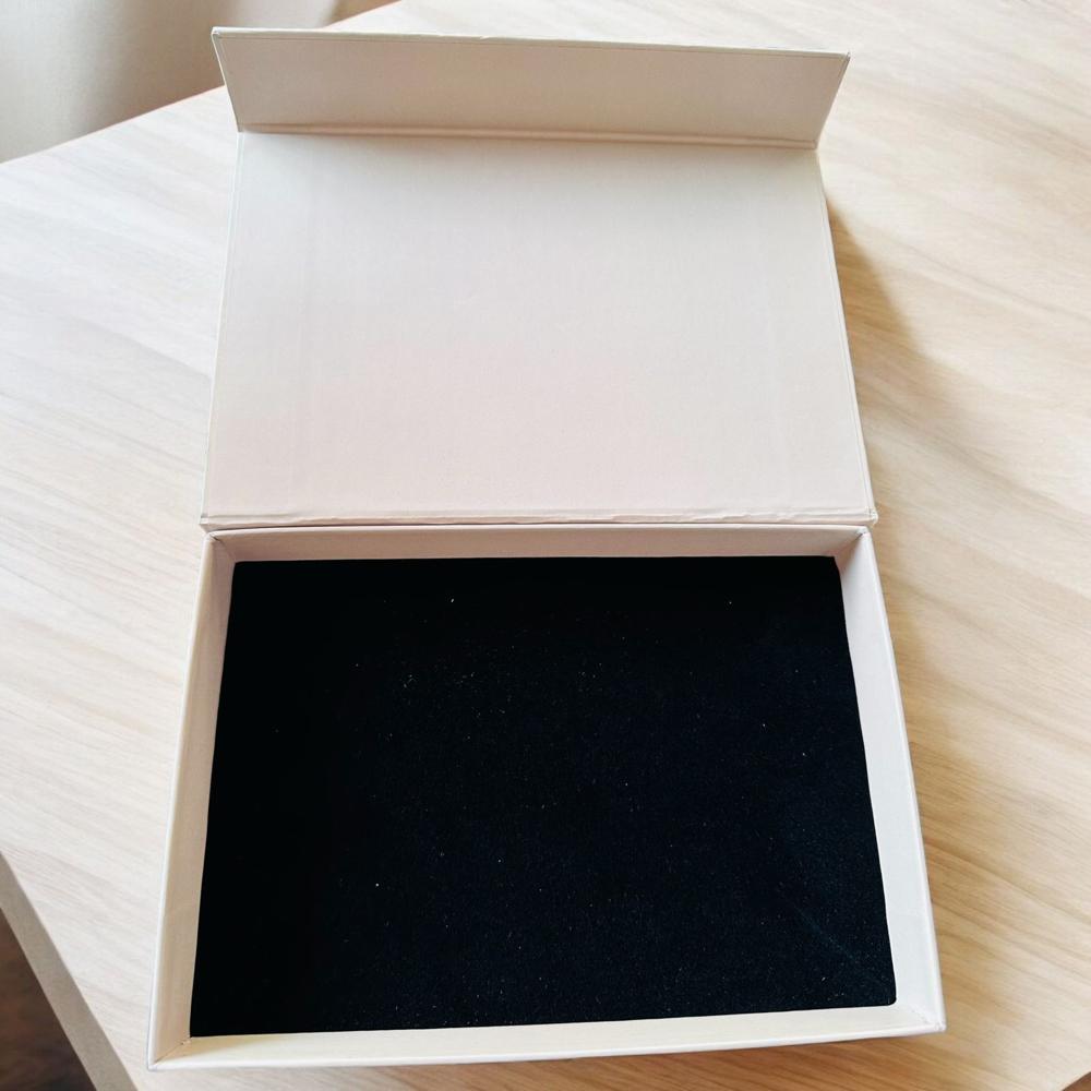 Serene Aura Packaging Box - Color: Different Available