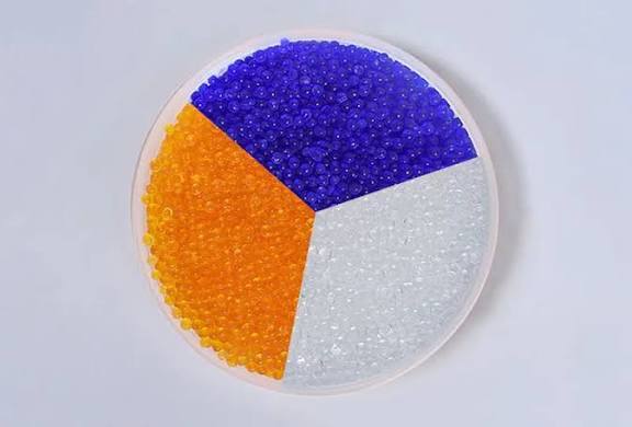 White Blue And Orange In Crystal Or Beads - Chemical Name: Silicon Dioxide (Sioa )