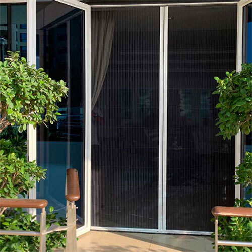 Polyster Pleated Mesh-Doors - Color: Black