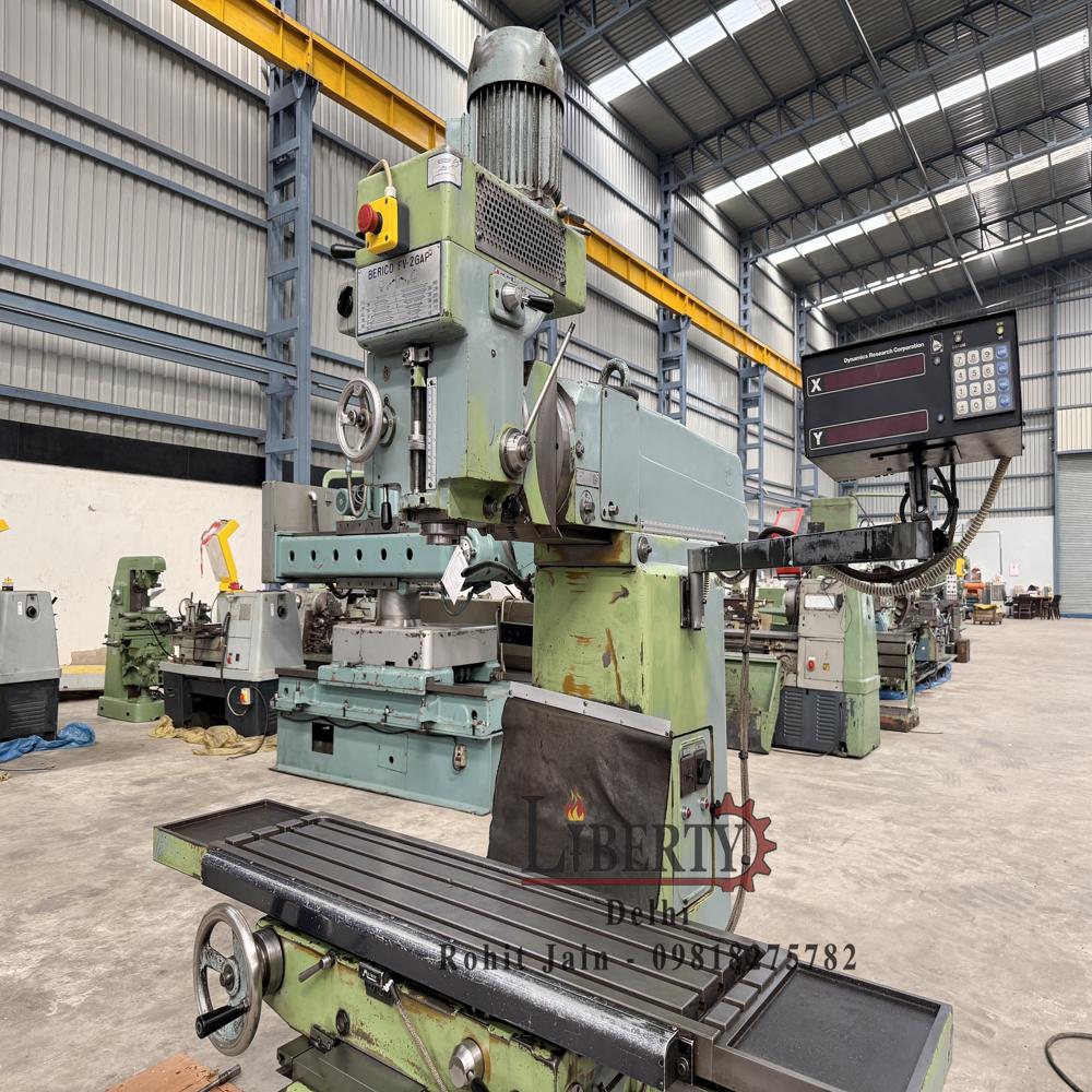 Berico Italy 1290 mm x 330 mm Vertical Milling Machine