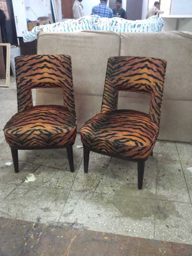 Modern Living Area Chair - Color: Different Available