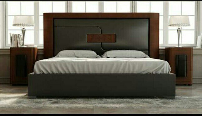 King Size Wooden Bed