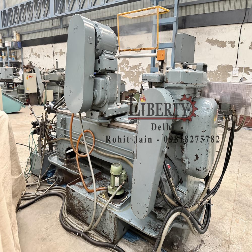 Lees Bradner USA LT 8 x 36 Thread Milling Machine