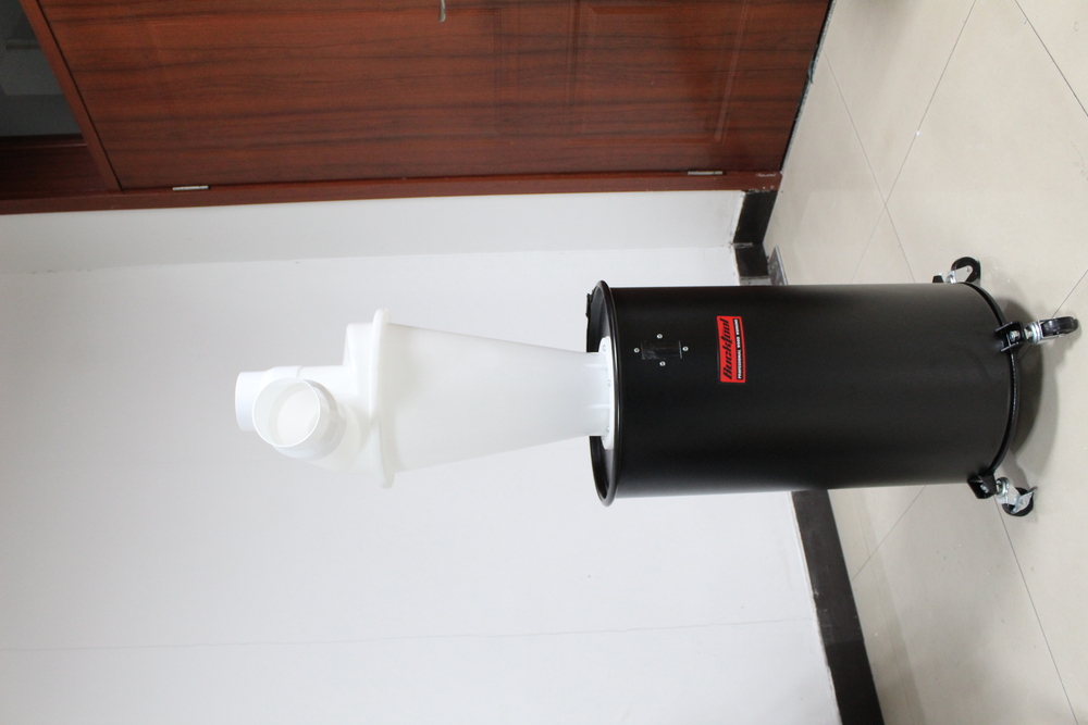 Dust Collector With 16 Gallon Steel Container