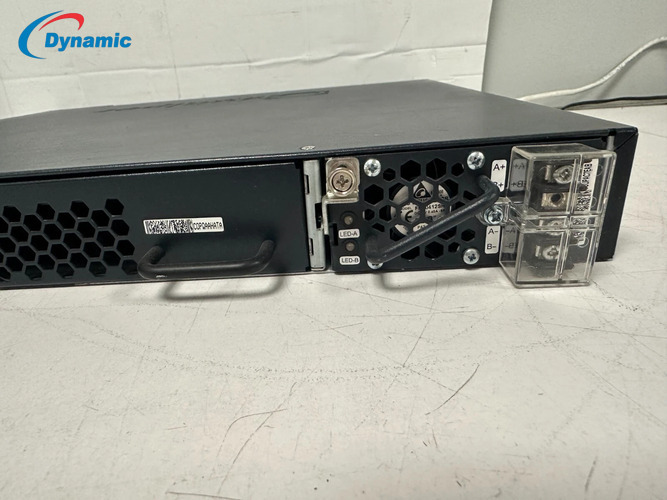 Juniper Ex3200-24t 24-port (8 Poe) Gigabit Ethernet Switch - Cable Length: Up To 100 Meters (Copper)