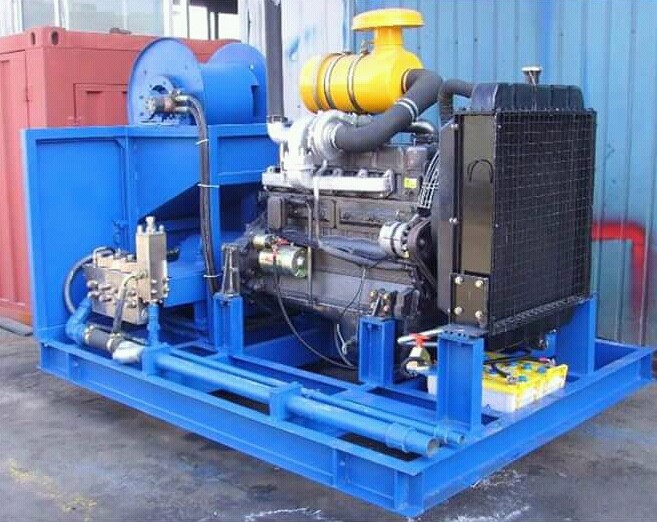 Water Blasting Machine - Color: Red