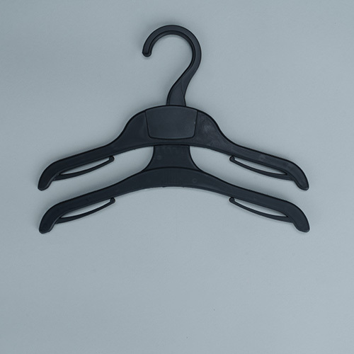 Double Tops Hanger - Color: Black