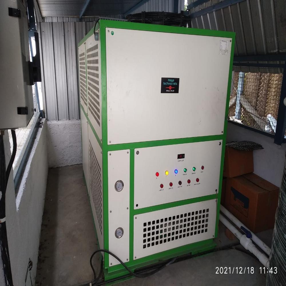 Industrial Chiller - Color: Blue
