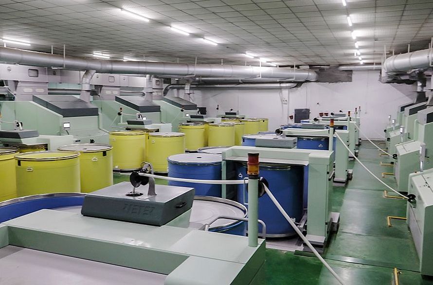 Rieter C 81 Carding Machine - Color: Green