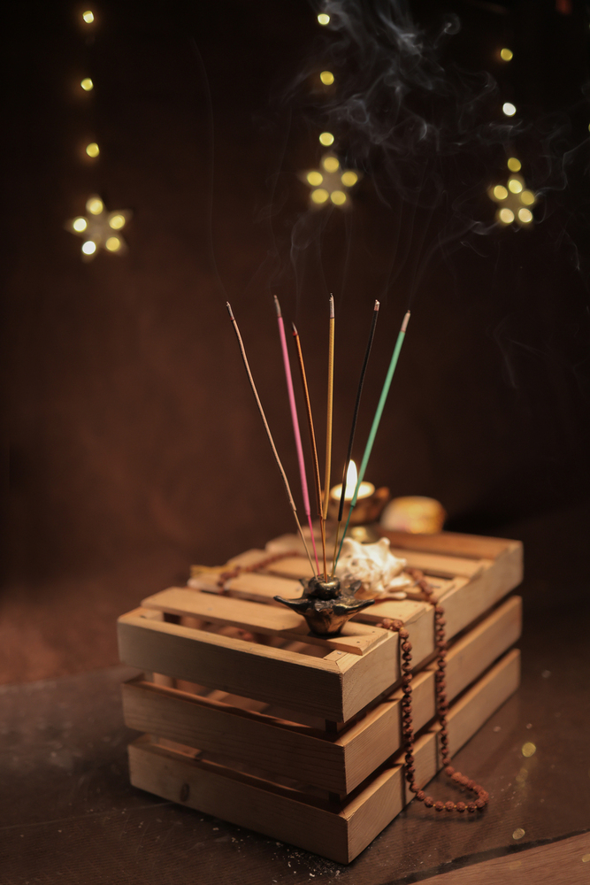 Colour Raw Incense Stick - Color: Multicolour