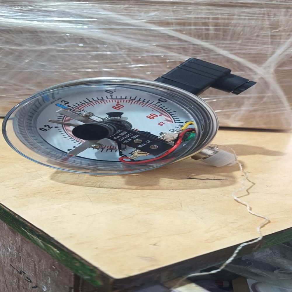 Pressure Gauge - Application: Industrial/laboratory