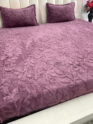 Imported Fitted Winter Bedding Set - Feature: Washable