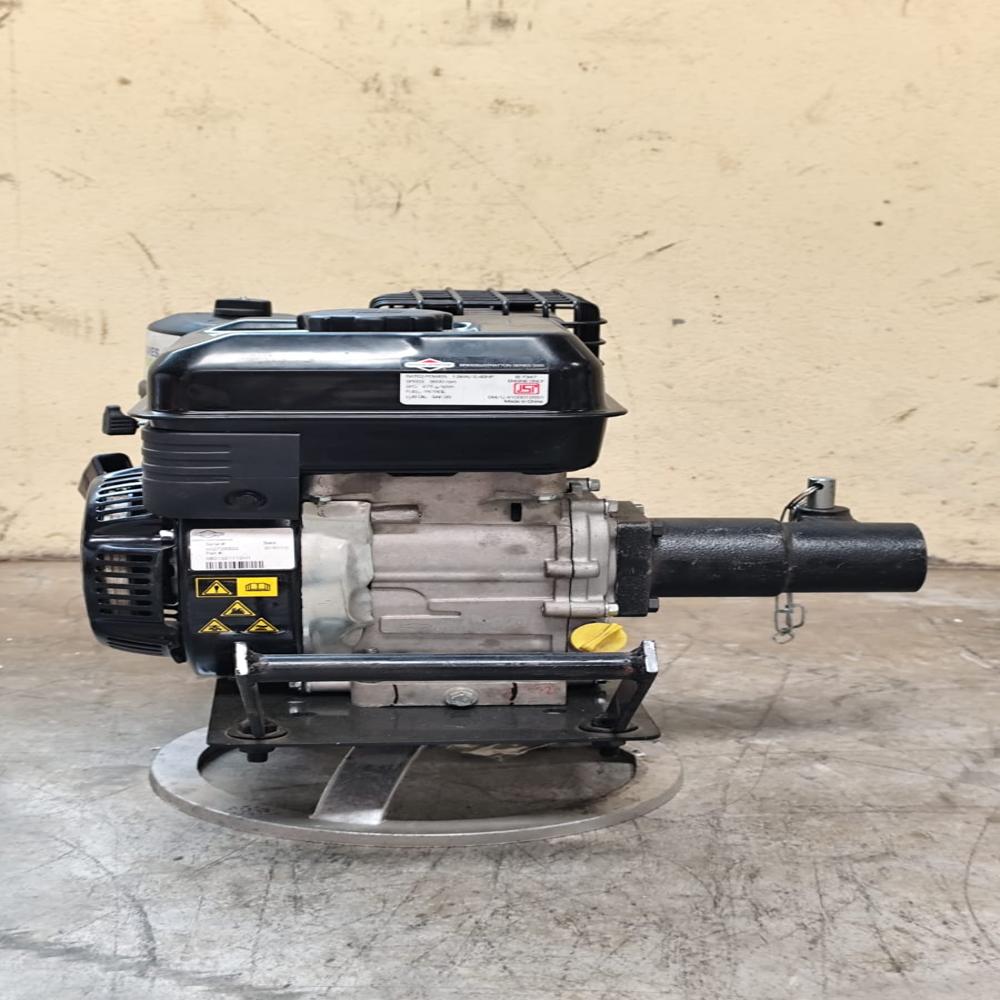 Needle Vibrator with Briggs And Stratton Petrol Engine