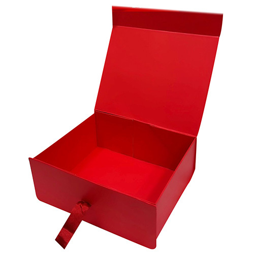 Red Hamper Box