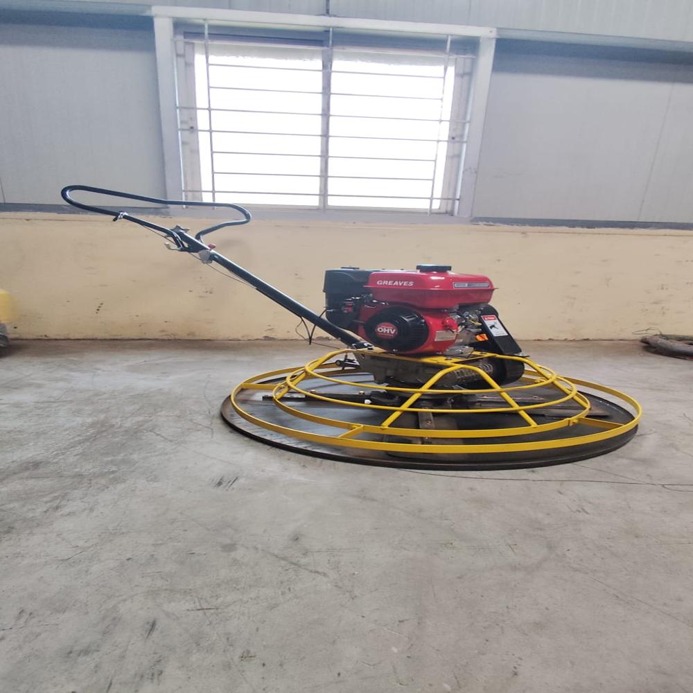 Power Trowel with 6 HP Greaves Engine