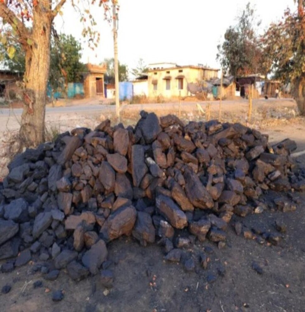 Coal Mines - Shape: Briquette