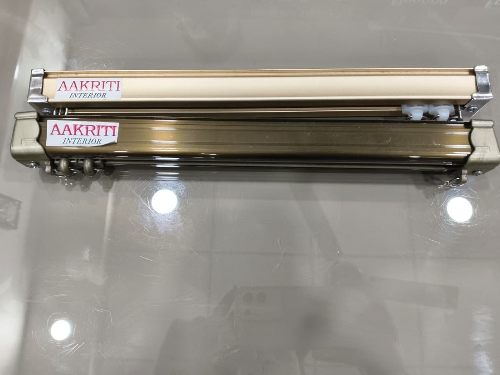 0_Curtain Elizea Deluxe Track - Color: Silver