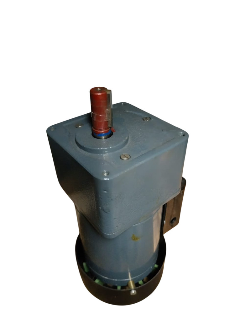1-8 x 10 RPM- 100 RPM x सिंगल फेज इनलाइन गियर मोटर 63 फ्रेम आकार