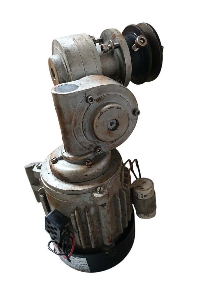 1-8 Hp और 1-6 Hp x 5 RPM या 60 RPM सिंगल फेज या थ्री फेज वर्म गियर मोटर फ्रेम 63 आकार
