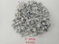 p-white granite stone cheshed chips with 3-6 mm size special for flooring and wall textur aplication