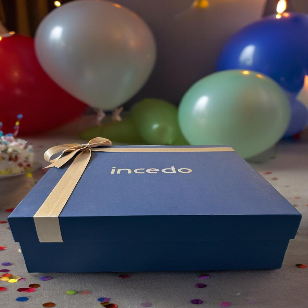 Customized Kappa Board Box With Ribbon - Finishing: Glossy Lamination