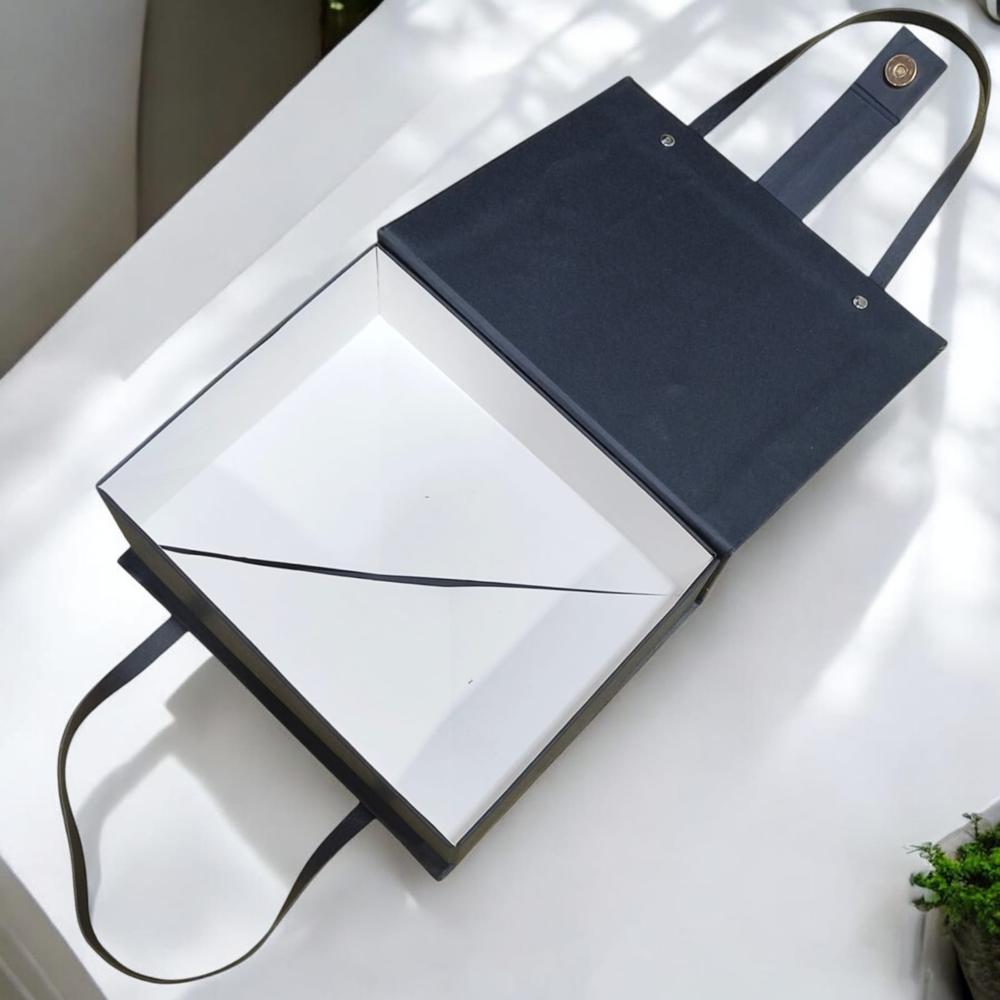 Magnetic Rigid Packaging Collapsible Packaging Box - Color: Different Available