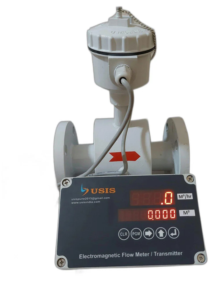 Digital Magnetic Flow Meter - Stainless Steel, Standard Size, Blue Color, 150â°c Operating Temp, +/- 0.5% Accuracy, Digital Display, Ip68 Protection | 230 Vac Voltage, Red Led Displays, Industrial Application