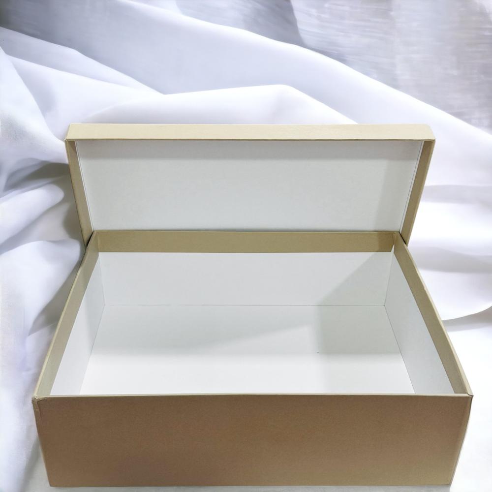 Two Piece Rigid Box With Customized Logo - Finishing: Glossy Lamination