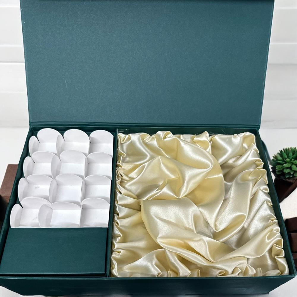 Chocolate Packaging Box With Chocolate Tray Inside - Coating Type: Customized