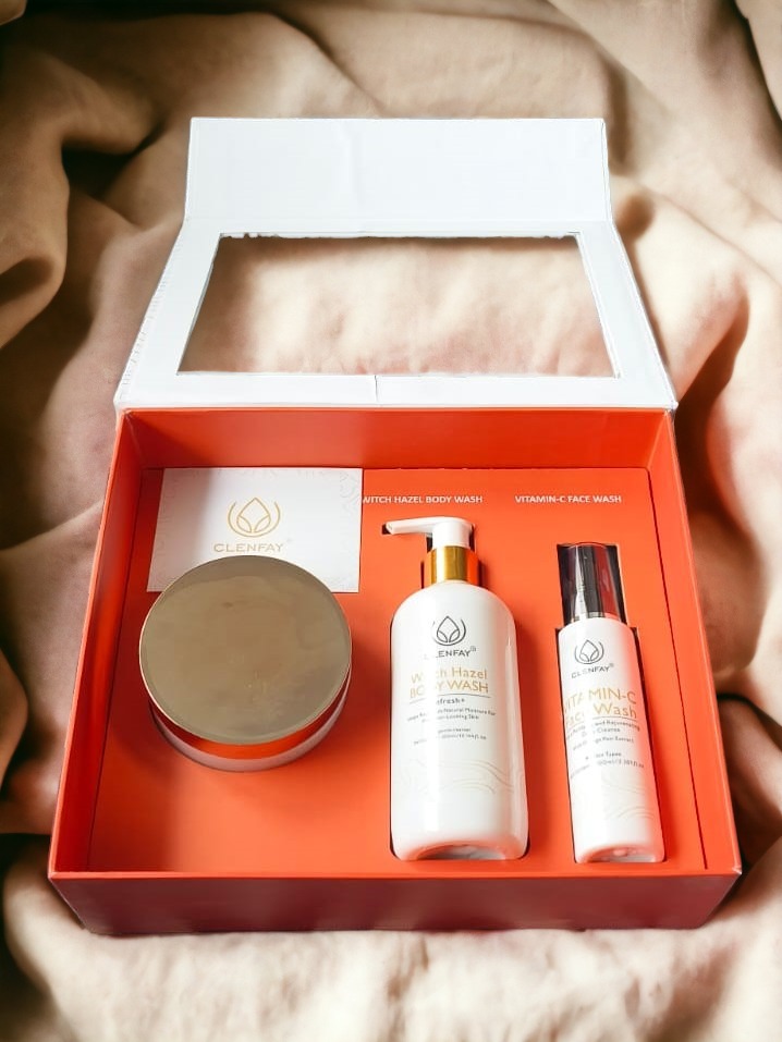 Cosmetics Packaging Box with Foam Dye Cut Inside