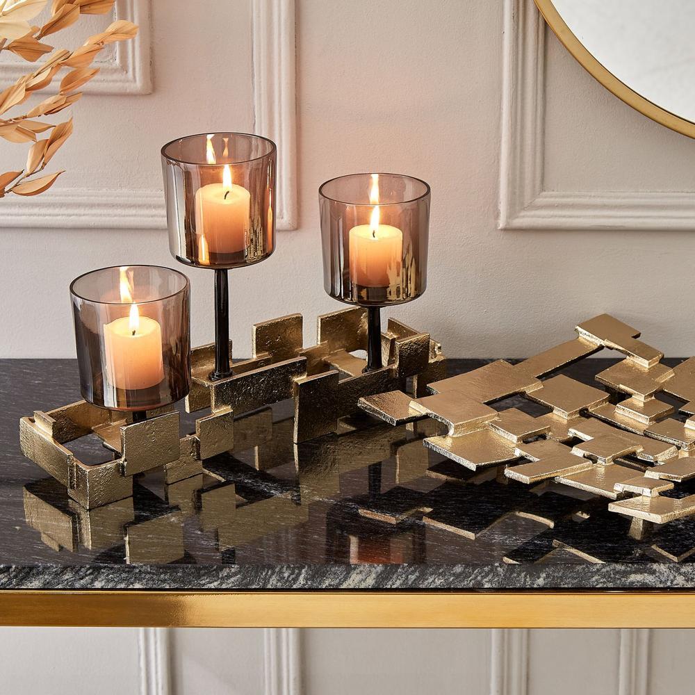 Modern Gold Plating Cylindrical Candelabra High Quality 3-Light Tableware with Tree Shape Leaves Design Metal Material