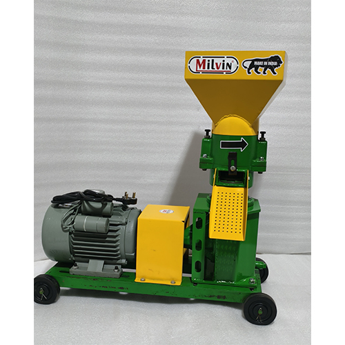 Cattle Feed Making Machine - Color: Green