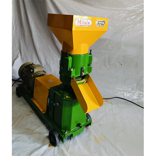 Three Phase Poultry Feed Machine - Color: Green